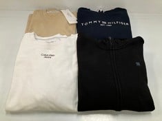 4 X SWEATSHIRTS VARIOUS BRANDS AND SIZES INCLUDING WHITE CALVIN KLEIN SWEATSHIRT SIZE XXXL - LOCATION 46B.