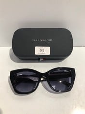 SUNGLASSES BRAND TOMMY HILFIGER MODEL TH 1980/S 80790 - LOCATION 2B .