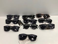 10 X SUNGLASSES BRAND VANS VARIOUS MODELS INCLUDING MODEL SPICOLI 4 - LOCATION 2B .