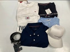 7 X TOMMY HILFIGER BRAND GARMENTS VARIOUS SIZES AND MODELS INCLUDING CAPWHITE COLOUR- LOCATION 21C.