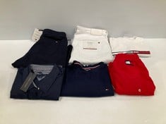 6 X TOMMY HILFIGER CLOTHING VARIOUS STYLES AND SIZES INCLUDING NAVY BLUE SHIRT SIZE M - LOCATION 21C.