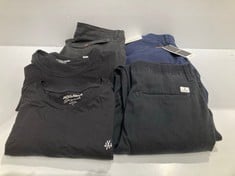 5 X JACK&JONES GARMENTS VARIOUS MODELS AND SIZES INCLUDING BLACK T-SHIRT SIZE L - LOCATION 41C.