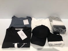 6 X CALVIN KLEIN CLOTHING VARIOUS STYLES AND SIZES INCLUDING BLACK CAP - LOCATION 50C.