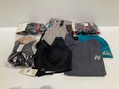 7 X SPORTSWEAR VARIOUS BRANDS AND SIZES INCLUDING BLACK ADIDAS TOP SIZE L - LOCATION 38C.