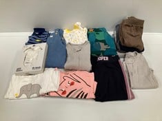 ASSORTMENT OF BABY CLOTHES VARIOUS STYLES AND SIZES INCLUDING BLUE LEVI'S JUMPSUIT - LOCATION 38C.