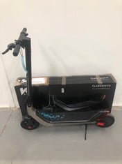 ARGENTO, KPF BY PININFARINA, ELECTRIC SCOOTER, 350W MOTOR (DOES NOT SWITCH ON, PART OF THE CHARGER IS MISSING) P.V.P 202€.