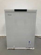 HISENSE FT184D4AWYE - CHEST FREEZER HORIZONTAL, BASKET WITH HANDLE, ELECTRONIC TEMPERATURE CONTROL, WITH 142 L NET CAPACITY, SILENT 40 DBA, COLOUR WHITE P.V.P 199€ (DAMAGED).