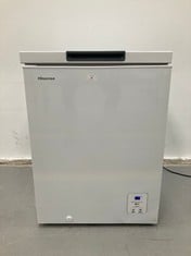 HISENSE FT184D4AWYE - CHEST FREEZER HORIZONTAL, BASKET WITH HANDLE, ELECTRONIC TEMPERATURE CONTROL, WITH 142 L NET CAPACITY, SILENT 40 DBA, COLOUR WHITE P.V.P 199€ (DAMAGED).