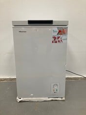 HISENSE FT125D4AWE - CHEST FREEZER HORIZONTAL, CAPACITY 95L, HEIGHT 85 CM, BASKET WITH HANDLE, MY FESCH CHOICE, FREEZER PROTECT, SILENT 40 DBA, COLOUR WHITE P.V.P 194,90€ (DAMAGED). .