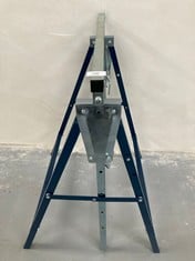 INDUSTRIAL A-FRAME STAND