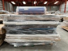 PALLET VARIETY OF UPHOLSTERED BASES AND BED BASES INCLUDING GERIALIFE MATTRESSES, SIZES NOT SPECIFIED (MAY BE BROKEN, DIRTY OR INCOMPLETE).