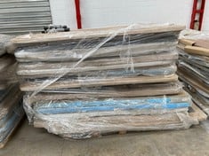 PALLET VARIETY OF UPHOLSTERED BASES AND BED BASE INCLUDING BASE + LEGS 26CM 135X190CM (MAY BE BROKEN OR INCOMPLETE).