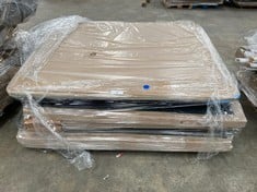 PALLET VARIETY OF UPHOLSTERED BASES AND BED BASE INCLUDING BASE 3T 135X190 WITHOUT LEGS (MAY BE BROKEN OR INCOMPLETE).