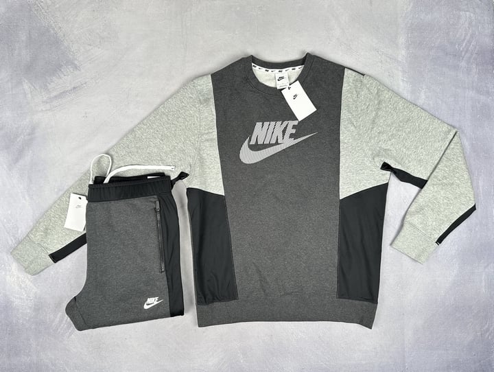 Nike Sweatshirt & Bottoms With Tags - Size M (VAT ONLY PAYABLE ON BUYERS PREMIUM) (BAAP112)