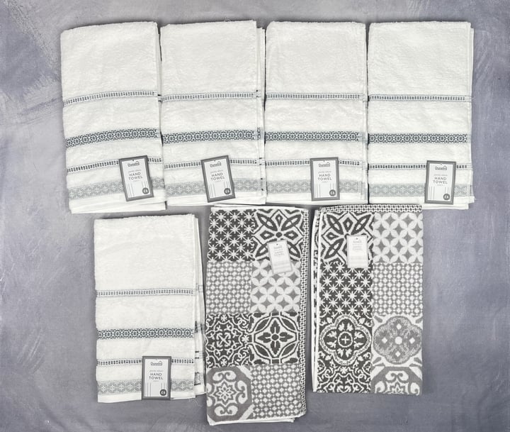 Dunelm  Hand Towels Grey 7x Units (VAT ONLY PAYABLE ON BUYERS PREMIUM) (BAAP272/269)