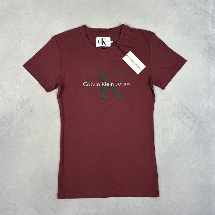 Calvin Klein Jeans T-Shirt With Tags - Size XS (VAT ONLY PAYABLE ON BUYERS PREMIUM) (BAAP202)