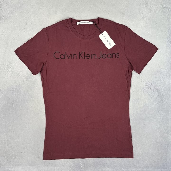 Calvin Klein Jeans T-Shirt With Tags - Size S (VAT ONLY PAYABLE ON BUYERS PREMIUM) (BAAP202)