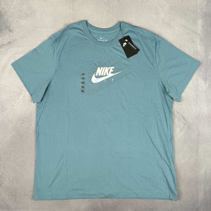 Nike T-Shirt With Tags - Size XXL  2XL (VAT ONLY PAYABLE ON BUYERS PREMIUM) (BAAP308)