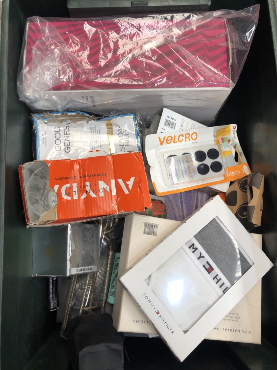 John Pye Auctions A CRATE OF JOHN LEWIS SMALL ITEMS, HOMES, FRAGILE