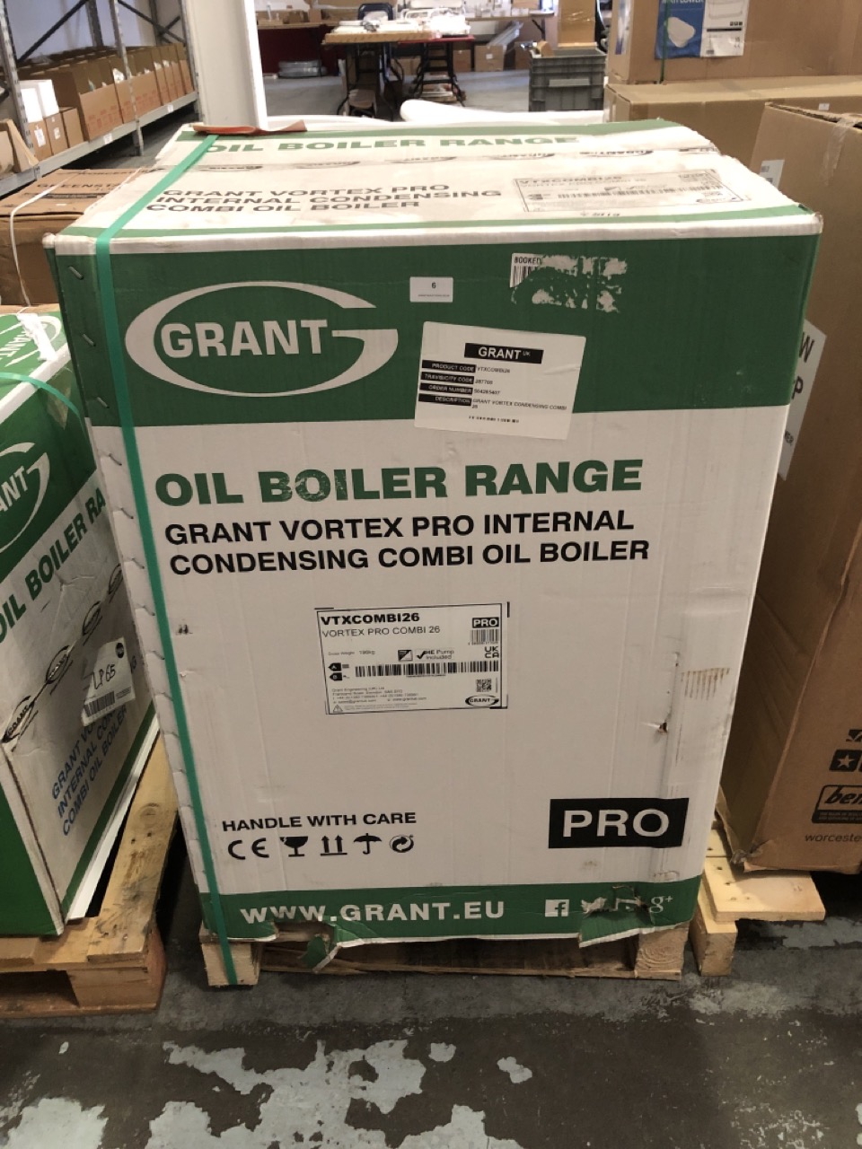 John Pye Auctions - GRANT VORTEX PRO INTERNAL CONDENSING COMBI OIL BOILER  26KW RRP £5118