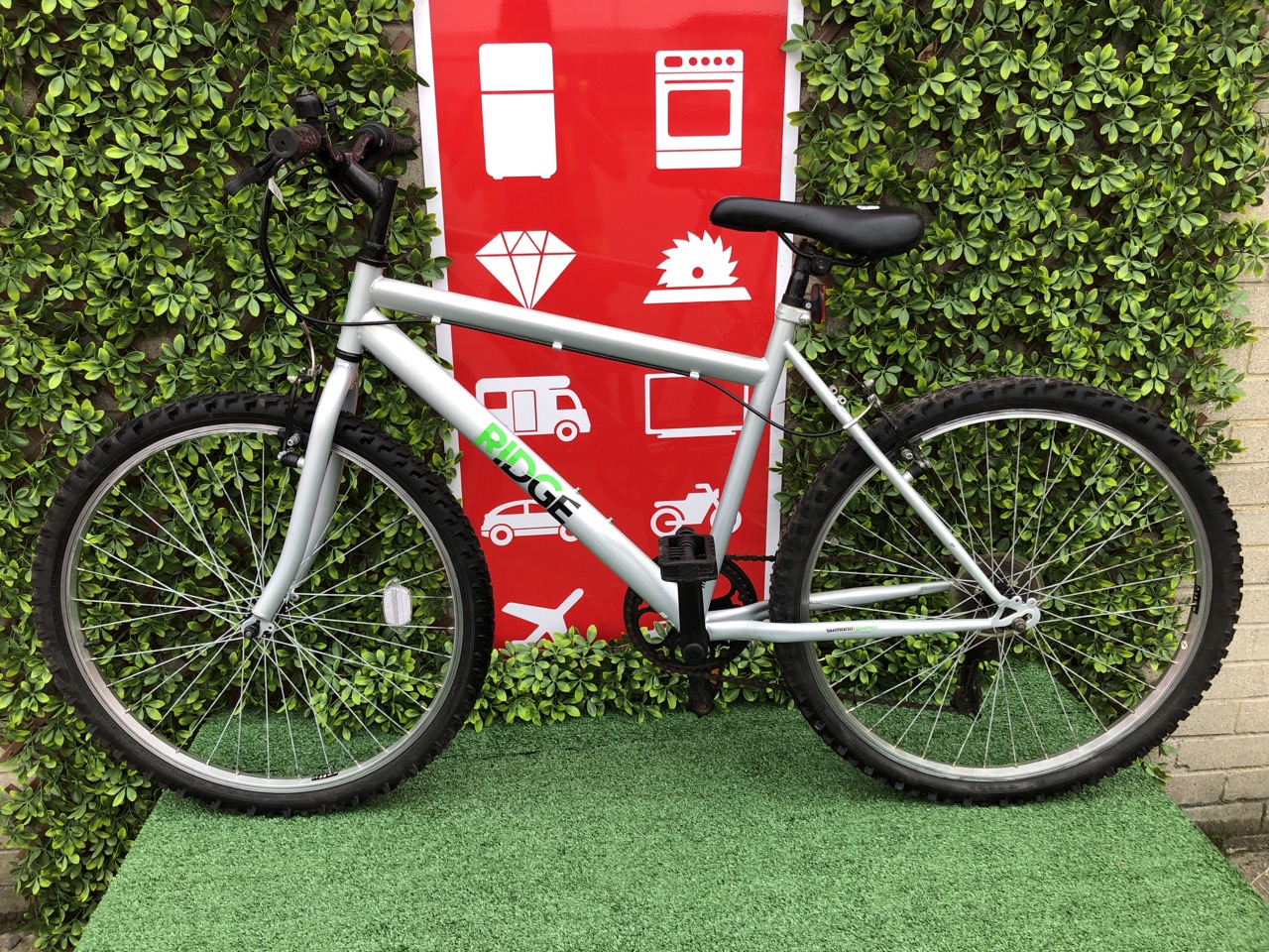 John Pye Auctions RIDGE MOUNTAIN BIKE 17" FRAME 26" WHEELS