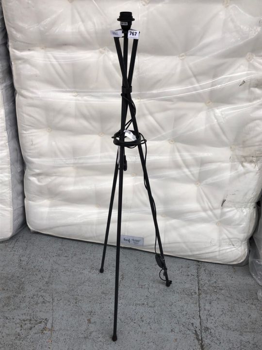 John Pye Auctions HAT TRICK FLOOR LAMP IN BLACK RRP £395