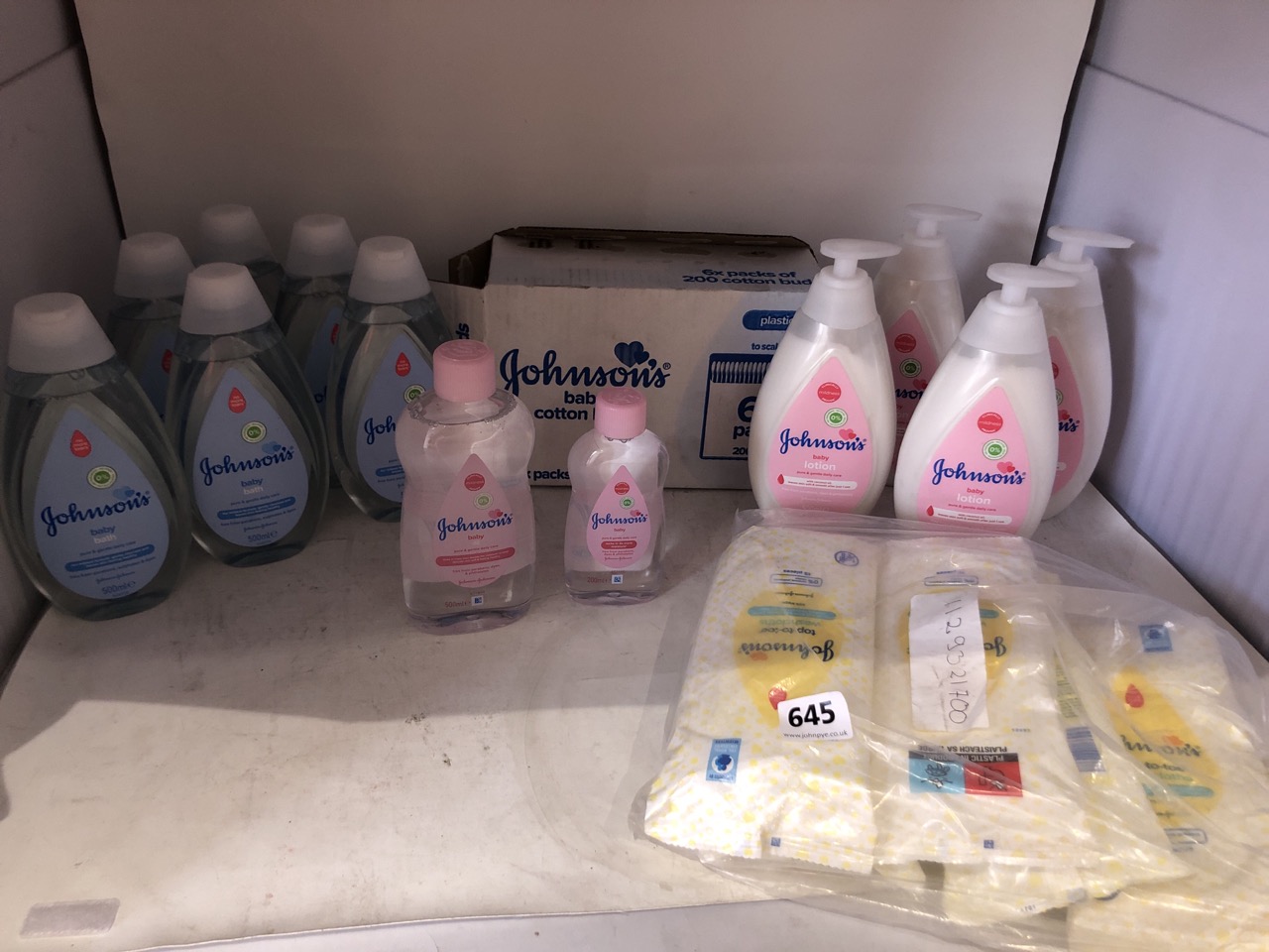 John Pye Auctions BOX OF ASSORTED JOHNSON'S ITEMS TO INCLUDE COTTON