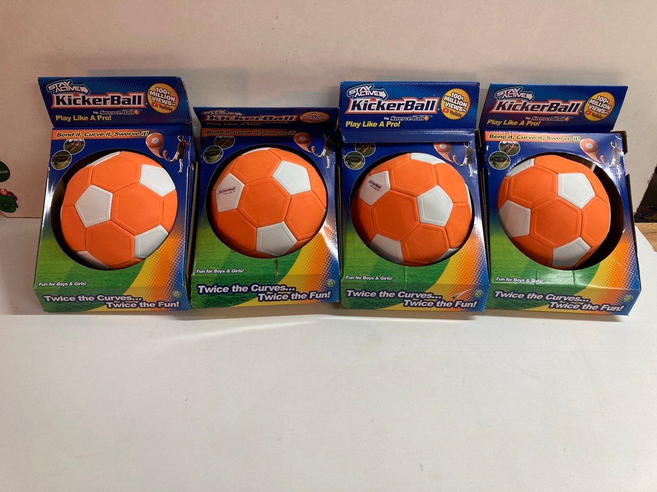 4 X KICKER BALLS