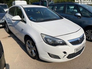 Location: North Woolwich - 2010 VAUXHALL ASTRA SRI 5 Door Hatchback REG: BG60AOF, Keys: No, MOT Expiry date: 28/03/2025, 1598 Petrol, 5 Speed Manual Petrol, Former Keepers: 5