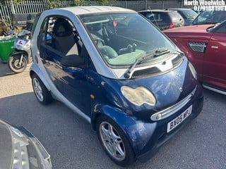 Location: North Woolwich - 2005 SMART FORTWO PURE 50 AUTO Coupe REG: BX05WPJ, Keys: No, MOT Expiry date: 09/04/2025, 698 Petrol, 6 Speed Auto Petrol, Former Keepers: 11