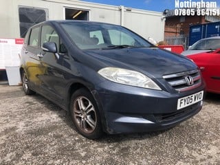 NOTE: ATF Registered Buyers ONLY - Location: Nottingham - 2005 HONDA FR-V VTEC SE Estate REG: FY05WVO, Keys: No, MOT Expiry date: 06/08/2024, 1668 Petrol, 5 Speed Manual Petrol, Former Keepers: 4