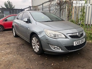 Location: Mitcham - 2010 VAUXHALL ASTRA ELITE TURBO 5 Door Hatchback REG: CX10BFO, Keys: No, MOT Expiry date: 22/12/2023, 1364 Petrol, 6 Speed Manual Petrol, Former Keepers: 5