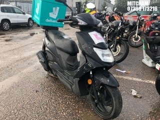 Location: Mitcham - 2020 SYM MASK 125 Motorcycle REG: LF20VLT, Keys: No, MOT Expiry date: 12/06/2023, 125 Petrol, Automatic, Former Keepers: 2