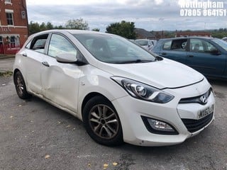 Location: Nottingham - 2013 HYUNDAI I30 CLASSIC CRDI 5 Door Hatchback REG: MX62CYK, Keys: No, MOT Expiry date: 29/06/2024, 1396 Diesel, 6 Speed Manual Diesel, Former Keepers: 4