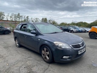 Location: Manchester - 2012 KIA CEED 2 CRDI AUTO Estate REG: PN62WXY, 1582 Diesel, 4 Speed Auto Diesel, Former Keepers: 5, Keys: No, MOT Expiry date: 04/06/2024