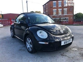 Location: Nottingham - 2006 VOLKSWAGEN BEETLE LUNA 75PS CONVERTIBLE REG: A16KTF, 1390cc PETROL, 5 SPEED MANUAL PETROL, Former Keepers: 3, Keys: Yes, MOT Expiry date: 05/10/2022