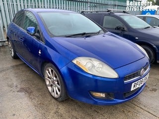 Location: Belvedere - 2008 FIAT BRAVO SPORT M-JET 150 5 Door Hatchback REG: RF08EWZ, Keys: No, MOT Expiry date: 25/01/2024, 1910 Diesel, 6 Speed Manual Diesel, Former Keepers: 3