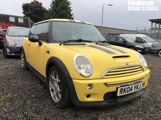 Location: Edinburgh - 2004 MINI MINI COOPER S 3 Door Hatchback REG: RK04YKJ, Keys: No, MOT Expiry date: 04/09/2024, 1598 Petrol, 6 Speed Manual Petrol, Former Keepers: 8