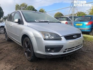 Location: Mitcham - 2007 FORD FOCUS ZETEC CLIMATE 116 5 Door Hatchback REG: KM57DXC, Keys: No, MOT Expiry date: 19/12/2023, 1596 Petrol, 5 Speed Manual Petrol, Former Keepers: 6