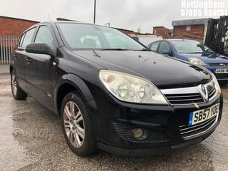 Location: Nottingham - 2008 VAUXHALL ASTRA DESIGN A 5 Door Hatchback REG: SB57YOE, Keys: No, MOT Expiry date: 05/11/2024, 1796 Petrol, 4 Speed Auto Petrol, Former Keepers: 7