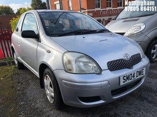 Location: Nottingham - 2004 TOYOTA YARIS T3 MMT 3 Door Hatchback REG: SM04DWE, Keys: No, MOT Expiry date: 03/04/2024, 998 Petrol, 5 Speed Semi Auto Petrol, Former Keepers: 8