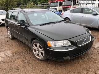 Location: Peterborough - 2006 VOLVO V70 SE D5 AUTO Estate REG: GK56OSB, Keys: No, MOT Expiry date: 09/02/2024, 2401 Diesel, 6 Speed Auto Diesel, Former Keepers: 3