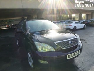 Location: HAYES / HEATHROW - 2006 LEXUS RX350 SE AUTO ESTATE REG: NU06ZBZ, 3456cc PETROL, 5 SPEED AUTO PETROL, Former Keepers: 4, Keys: No, MOT: Expiry date25/03/2025