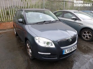 Location:  Hayes - 2008 SKODA FABIA 2 105 AUTO 5 Door Hatchback REG: LY08PZK, Keys: No, MOT Expiry date: 31/03/2025, 1598 Petrol, 6 Speed Auto Petrol, Former Keepers: 6