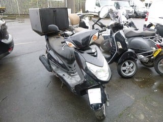 Location:  Hayes - 2009 YAMAHA NXC 125 CYGNUS Scooter REG: LD59UWM, Keys: No, MOT Expiry date: 26/10/2022, 124 Petrol, AUTOMATIC, Former Keepers: 3