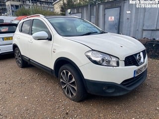 Location: North Woolwich - 2010 NISSAN QASHQAI N-TEC DCI 4X4 A 5 Door Hatchback REG: ND60TVP, Keys: No, MOT Expiry date: 01/01/2025, 1995 Diesel, 6 Speed Auto Diesel, Former Keepers: 5