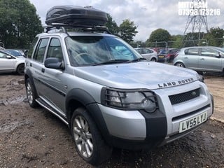 Location: Mitcham - 2005 LAND ROVER FREELANDER SE S/W Estate REG: LV55LYJ, Keys: No, MOT Expiry date: 28/10/2022, 1796 Petrol, 5 Speed Manual Petrol, Former Keepers: 5