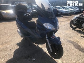 Location: Mitcham - 2004 PIAGGIO X9 125 Scooter REG: FJ54TTU, Keys: No, MOT Expiry date: 03/12/2010, 124 Petrol, AUTOMATIC, Former Keepers: 6