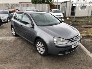 Location: BRENTWOOD - 2005 VOLKSWAGEN GOLF FSI SE 5 DOOR HATCHBACK REG: RK05BZY, 1598cc PETROL, 6 SPEED MANUAL PETROL, Former Keepers: 5, Keys: No, MOT: Expiry date14.10.2024