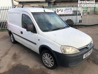 Location: Brentwood - 2007 VAUXHALL COMBO 1700 CDTI Car Derived Van REG: VE07MVH, Keys: No, MOT Expiry date: 03/04/2025, 1248 Diesel, 5 Speed Manual Diesel, Former Keepers: 3